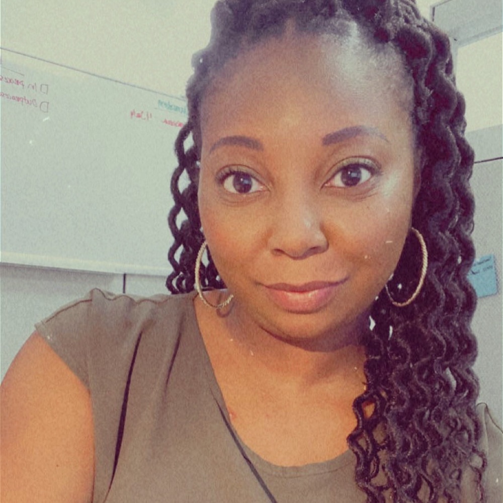 Meet your Posher, Kandis